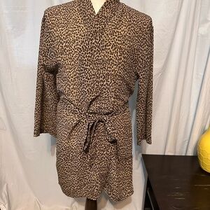 Sleep Club Sheer Knee Length Lightweight Animal Print Robe. SZ Medium. Tie Close